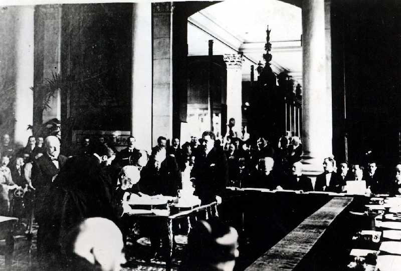 1920